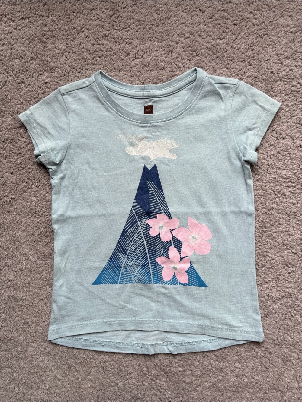 Tea Collection tropical-print tee!